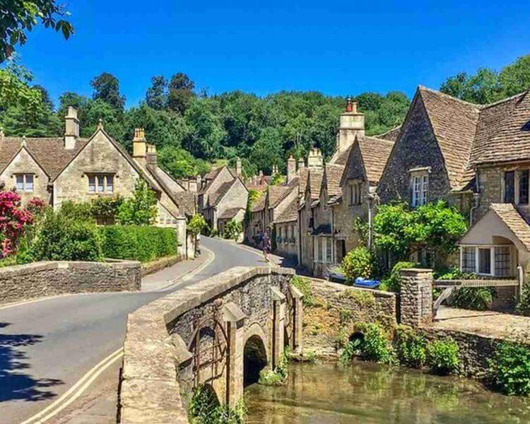 The Railyard_Top_Easter_Holiday_Destinations_Cotswolds